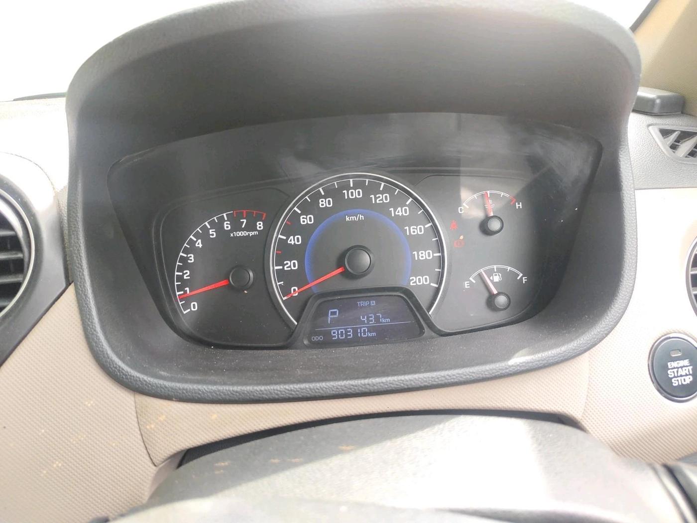 2015 Hyundai Grand i10 ASTA AT 1.2 KAPPA VTVT, Petrol, Automatic, 90,310 km, interior
