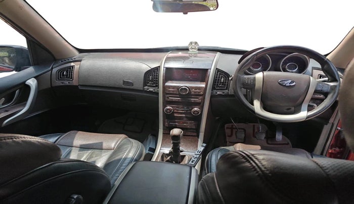 2014 Mahindra XUV500 W8, Diesel, Manual, 1,02,565 km, interior