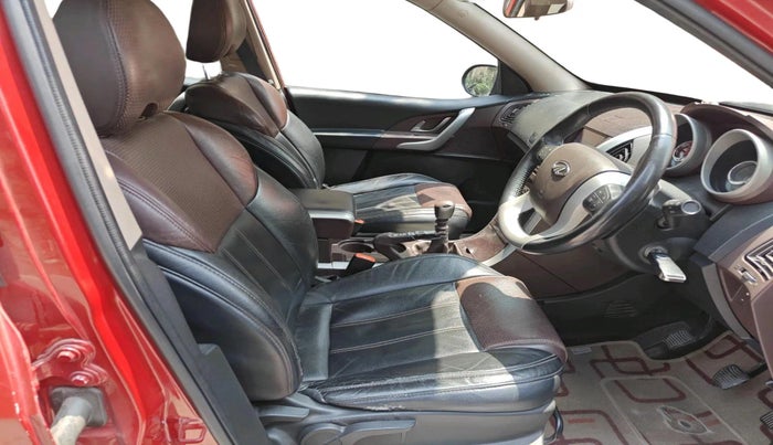 2014 Mahindra XUV500 W8, Diesel, Manual, 1,02,565 km, interior