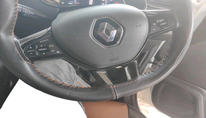 2022 Renault Kiger RXZ AMT, Petrol, Automatic, 67,676 km, interior