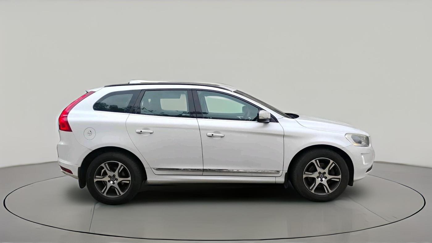 2015 Volvo XC 60 D5 SUMMUM, Diesel, Automatic, 1,53,768 km, exterior