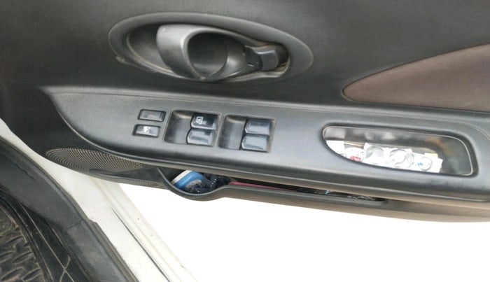 2012 Renault Pulse RXL DIESEL, Diesel, Manual, 1,07,574 km, interior