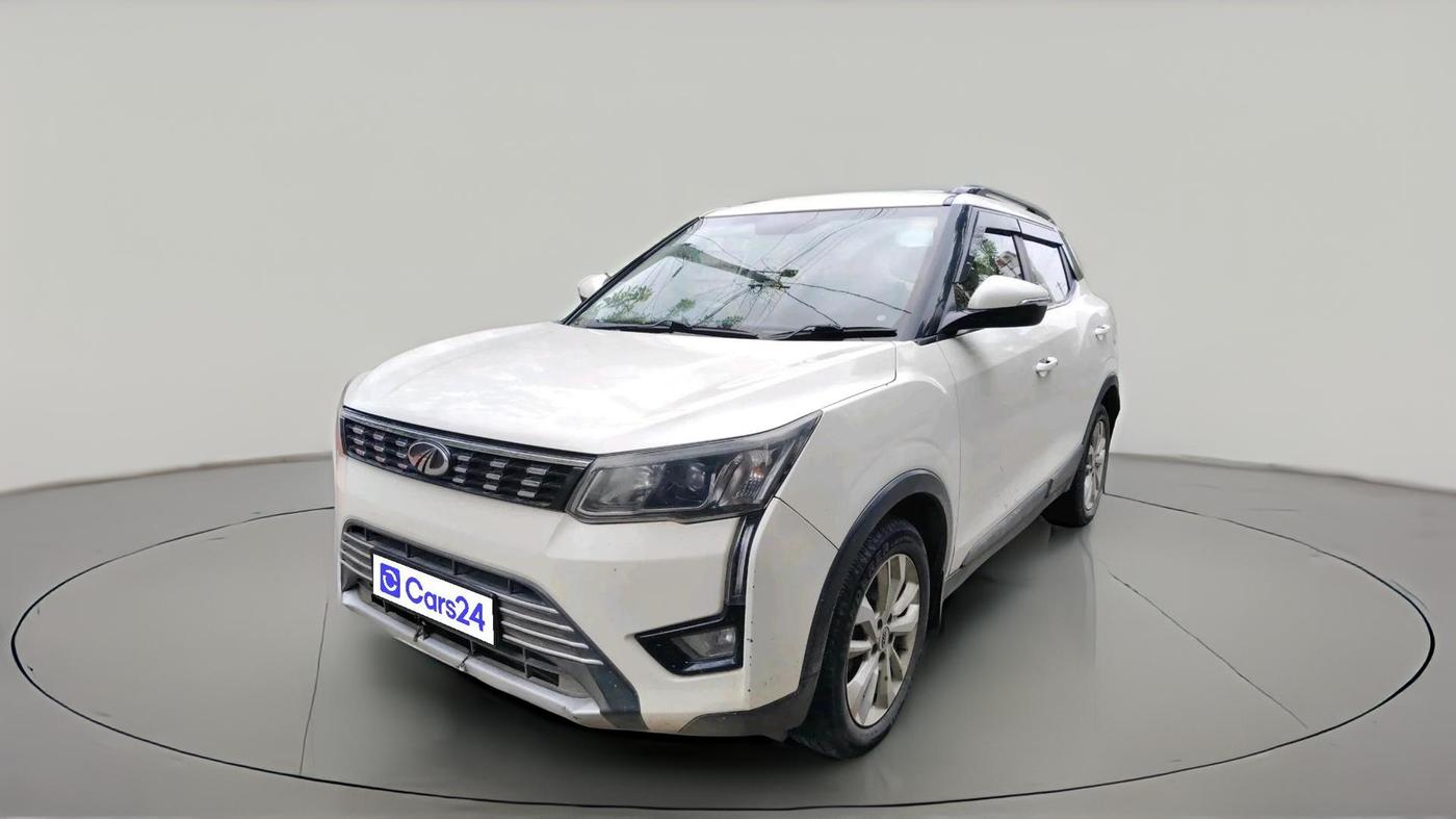 2019 Mahindra XUV300 W8 1.5 DIESEL, Diesel, Manual, 90,474 km, exterior