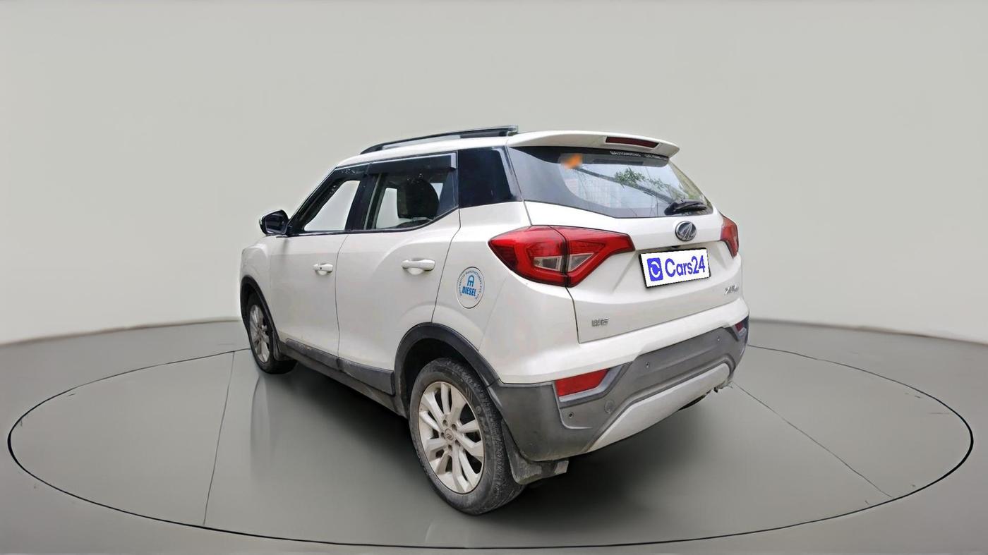 2019 Mahindra XUV300 W8 1.5 DIESEL, Diesel, Manual, 90,474 km, exterior