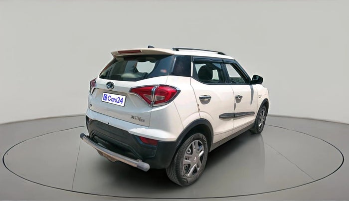 2021 Mahindra XUV300 W4 1.5 DIESEL, Diesel, Manual, 1,10,743 km, exterior