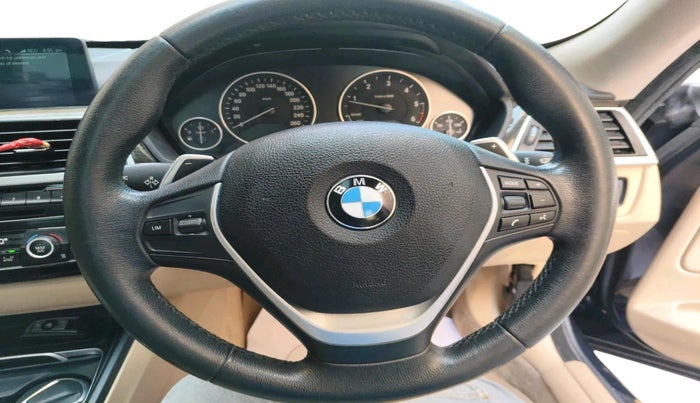 2017 BMW 3 Series  GT 320d Luxury Line, Diesel, Automatic, 92,001 km, interior