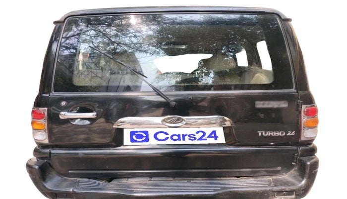 2003 Mahindra Scorpio 2.6 DX, Diesel, Manual, 1,22,787 km, exterior