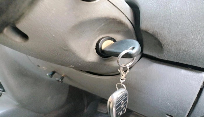 2003 Mahindra Scorpio 2.6 DX, Diesel, Manual, 1,22,787 km, interior