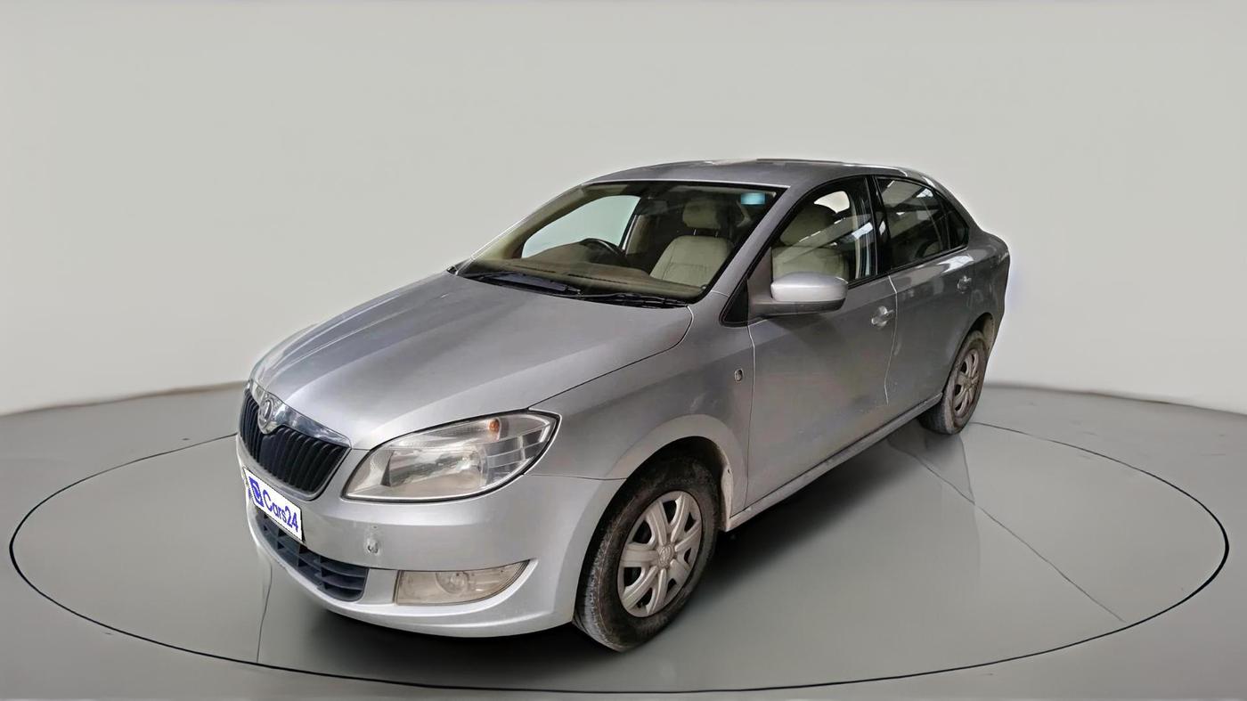 2014 Skoda Rapid AMBITION 1.6 TDI CR MT PLUS, Diesel, Manual, 1,25,431 km, exterior