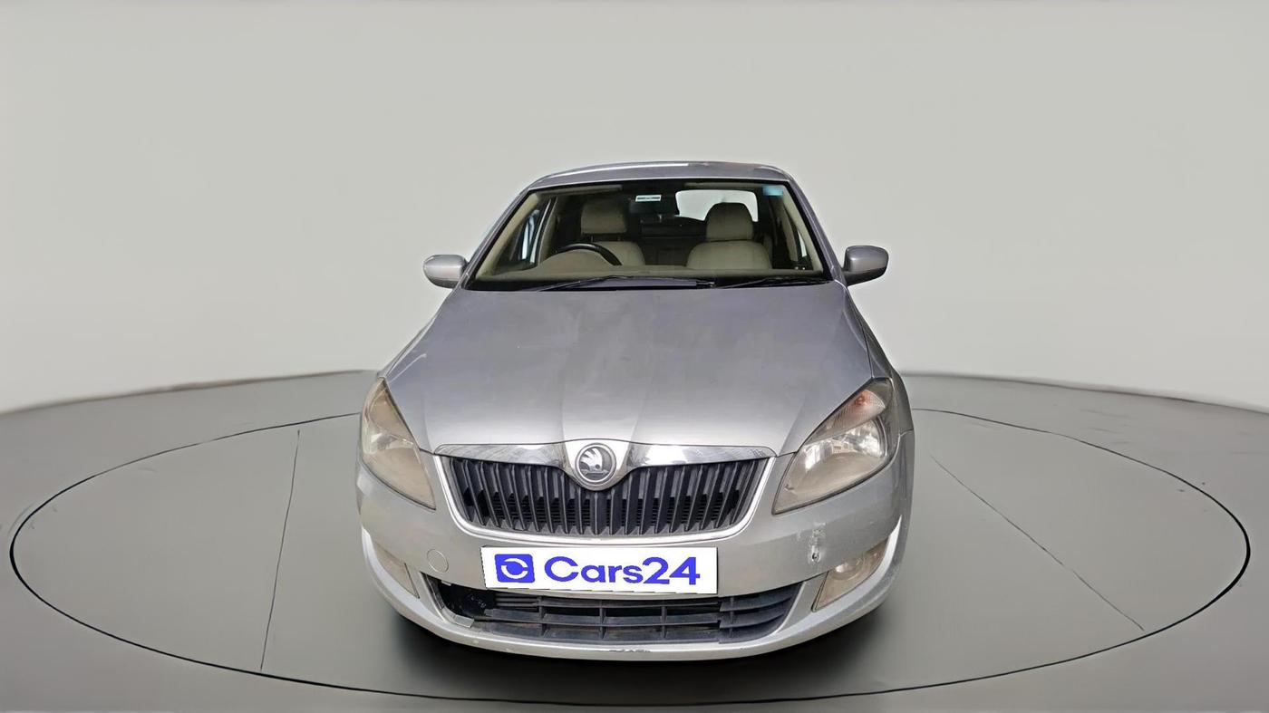 2014 Skoda Rapid AMBITION 1.6 TDI CR MT PLUS, Diesel, Manual, 1,25,431 km, exterior