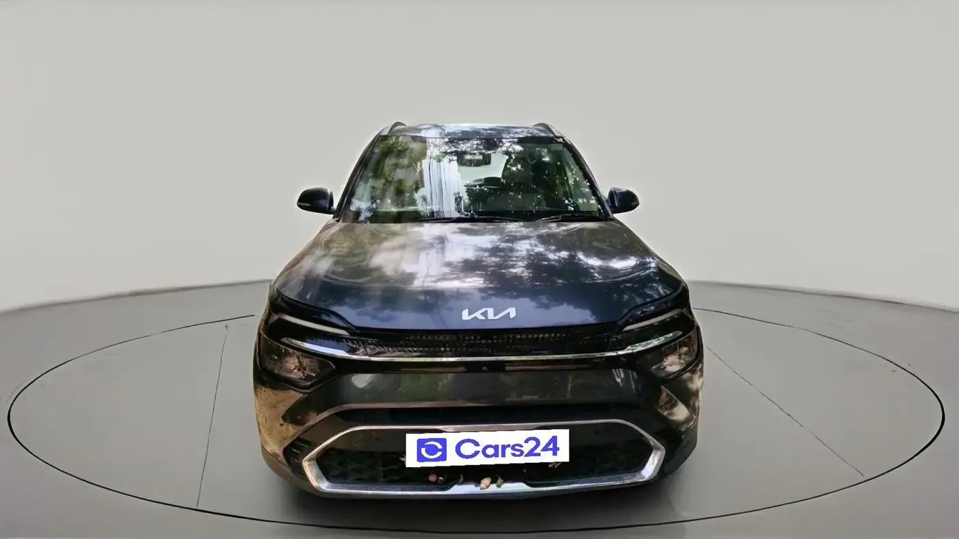 2022 KIA CARENS LUXURY PLUS 1.4 PETROL 7 STR, Petrol, Manual, 61,078 km, exterior