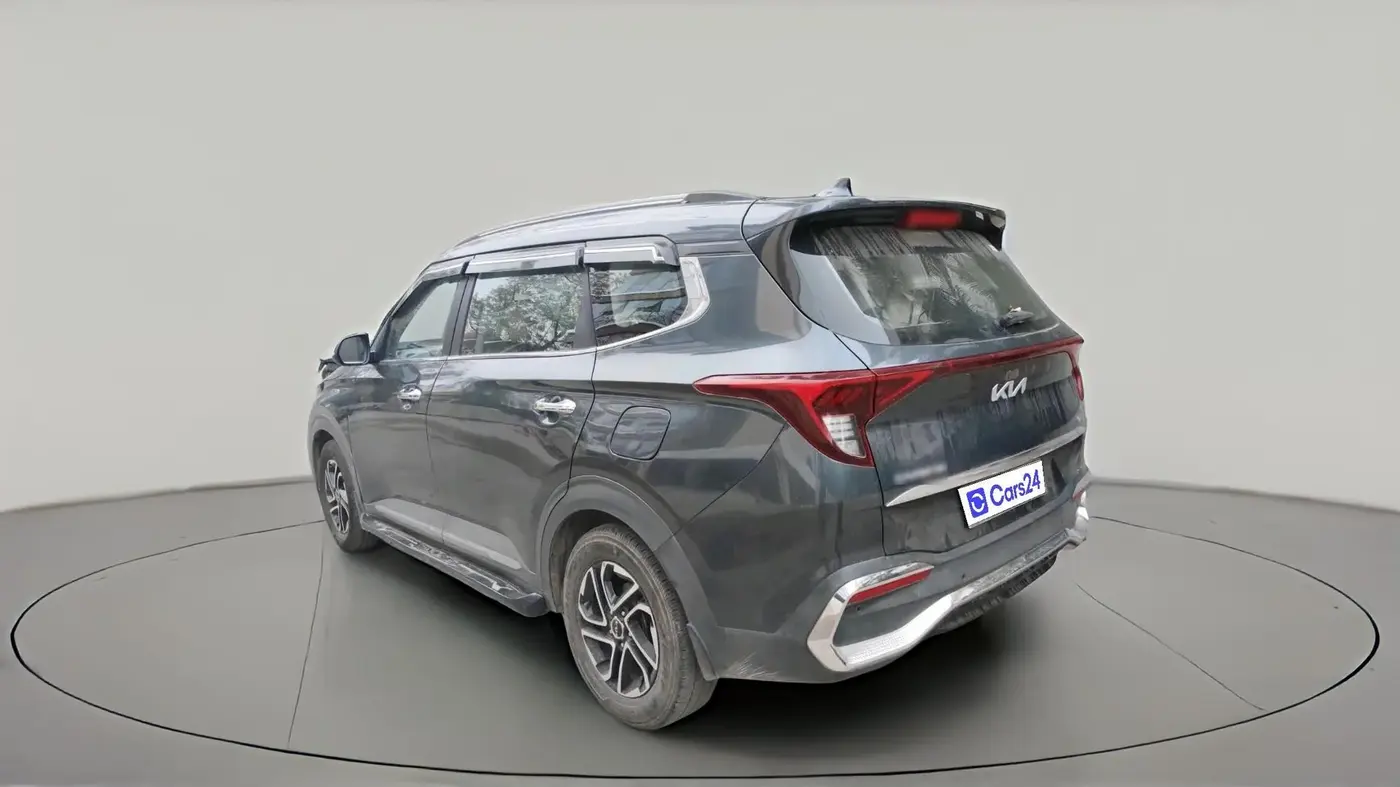 2022 KIA CARENS LUXURY PLUS 1.4 PETROL 7 STR, Petrol, Manual, 61,078 km, exterior