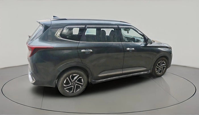 2022 KIA CARENS LUXURY PLUS 1.4 PETROL 7 STR, Petrol, Manual, 61,078 km, exterior