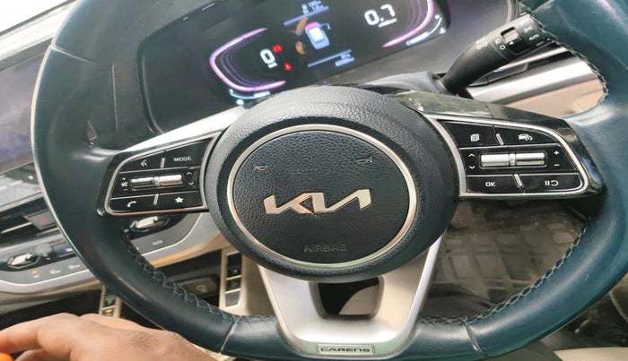 2022 KIA CARENS LUXURY PLUS 1.4 PETROL 7 STR, Petrol, Manual, 61,078 km, interior