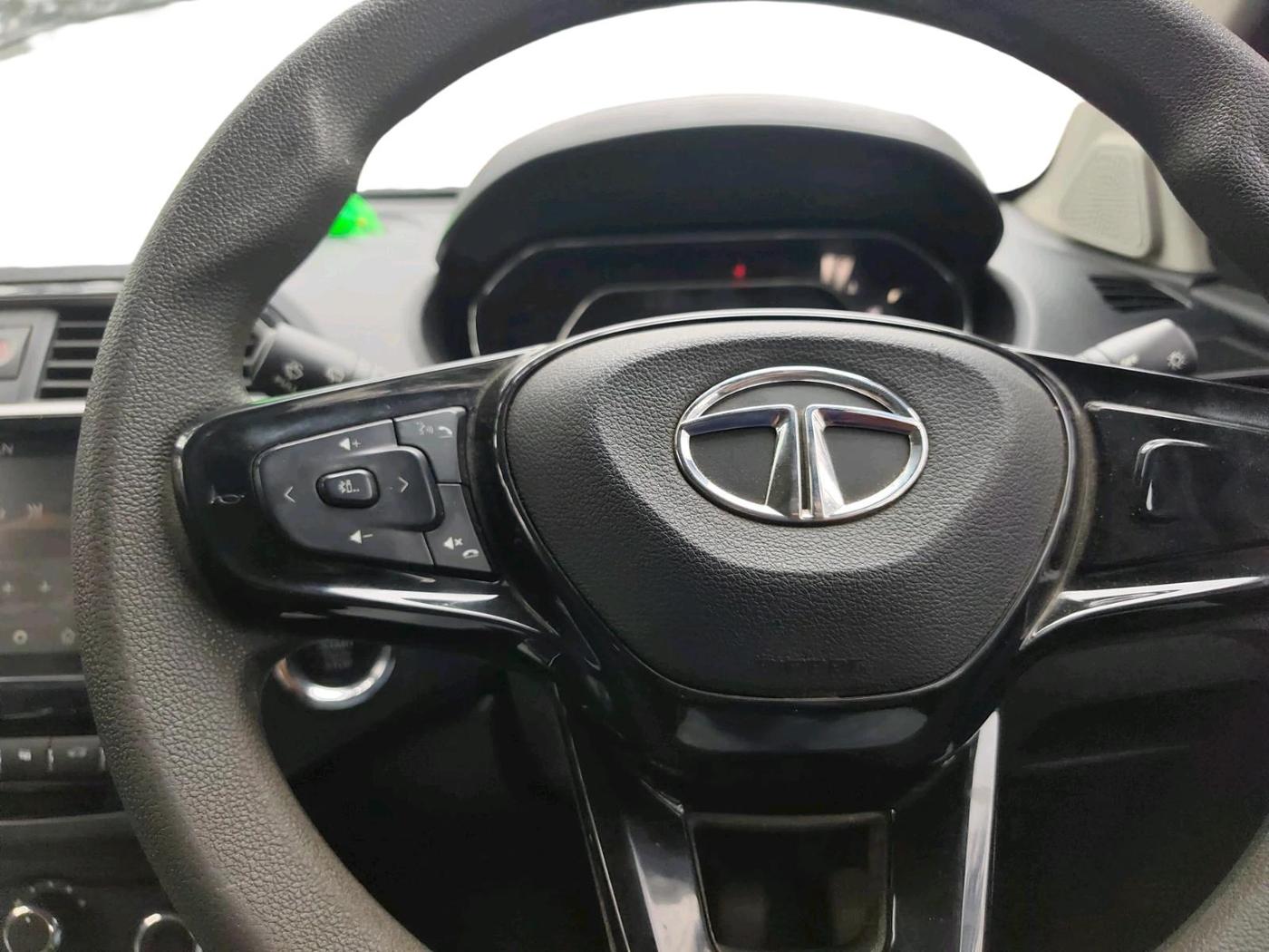 2022 Tata TIAGO NRG XZ MT, Petrol, Manual, 31,360 km, interior