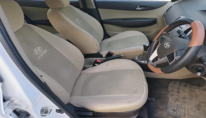 2011 Hyundai i20 SPORTZ 1.2, Petrol, Manual, 48,349 km, interior