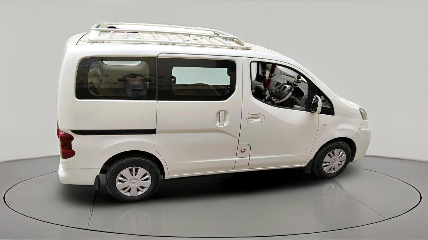 2013 Nissan Evalia XL, Diesel, Manual, 1,71,099 km, exterior