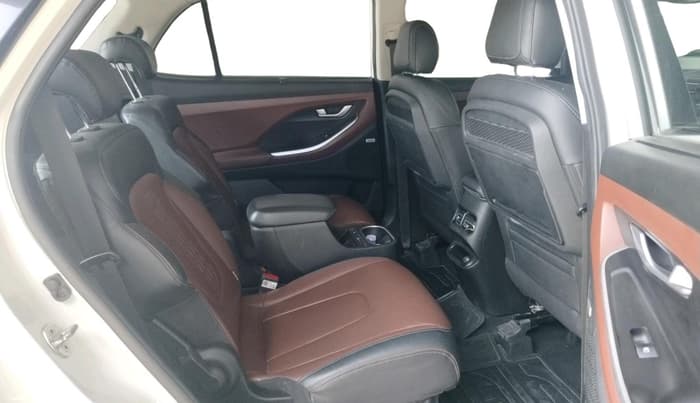 2021 Hyundai ALCAZAR PLATINUM(O) 6STR 1.5 AT, Diesel, Automatic, 77,448 km, interior