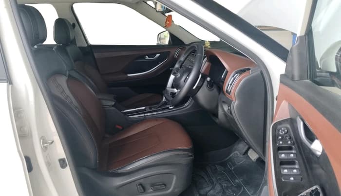 2021 Hyundai ALCAZAR PLATINUM(O) 6STR 1.5 AT, Diesel, Automatic, 77,448 km, interior