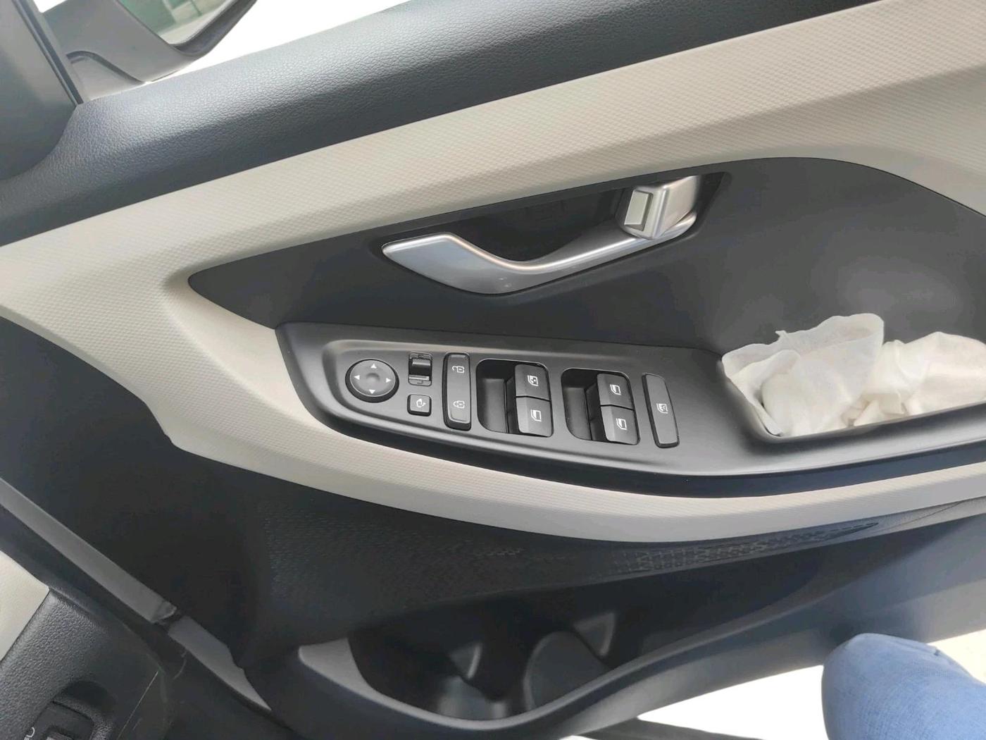 2022 Hyundai Creta SX EXECUTIVE 1.5 PETROL, Petrol, Manual, 19,948 km, interior