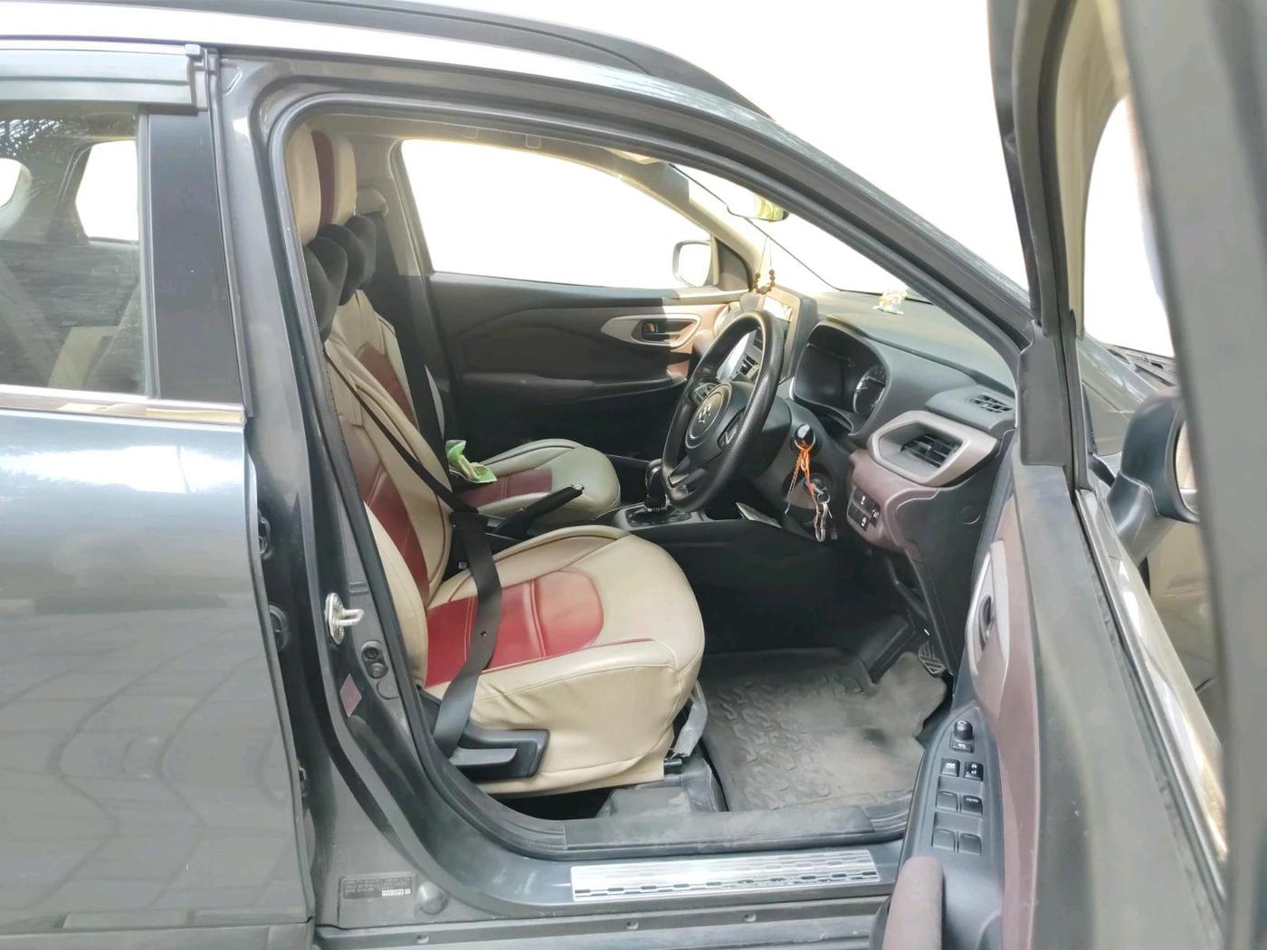 2023 Maruti FRONX DELTA PLUS 1.2L AGS, Petrol, Automatic, 28,910 km, interior