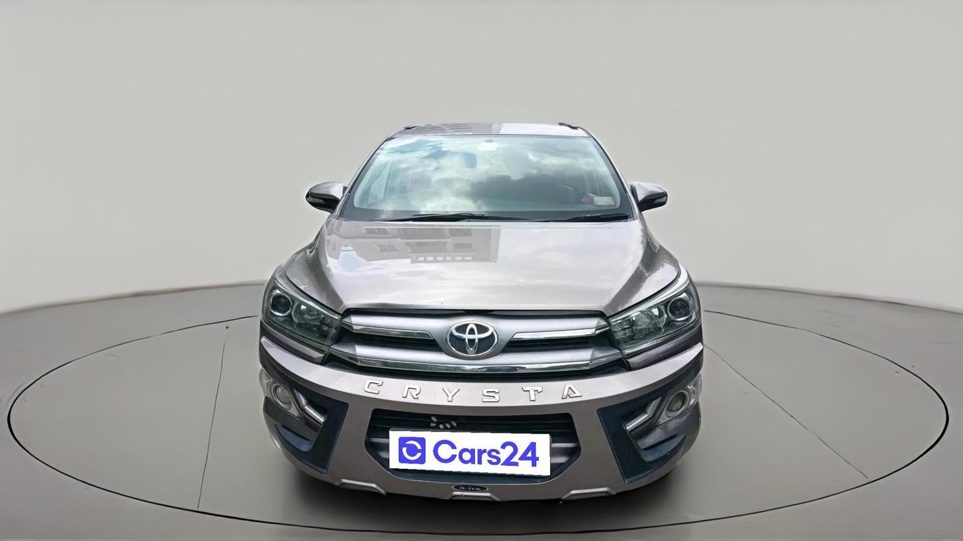 2016 Toyota Innova Crysta 2.4 VX 8 STR, Diesel, Manual, 2,18,904 km, exterior