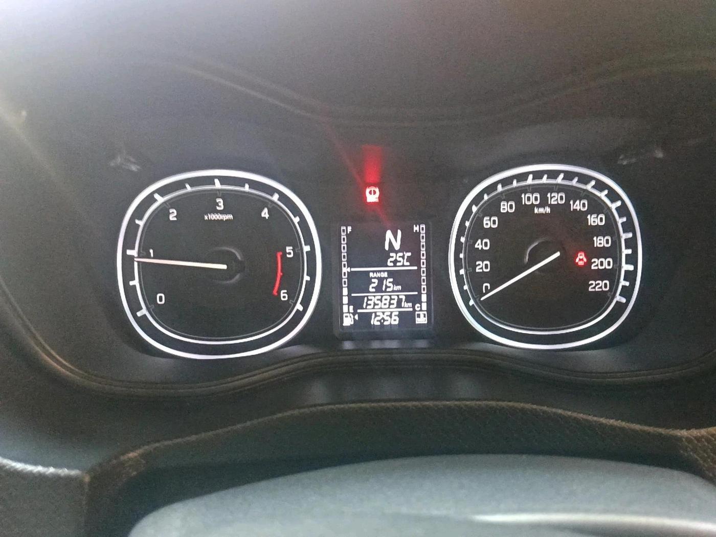 2018 Maruti Vitara Brezza ZDI PLUS AMT, Diesel, Automatic, 1,35,837 km, interior