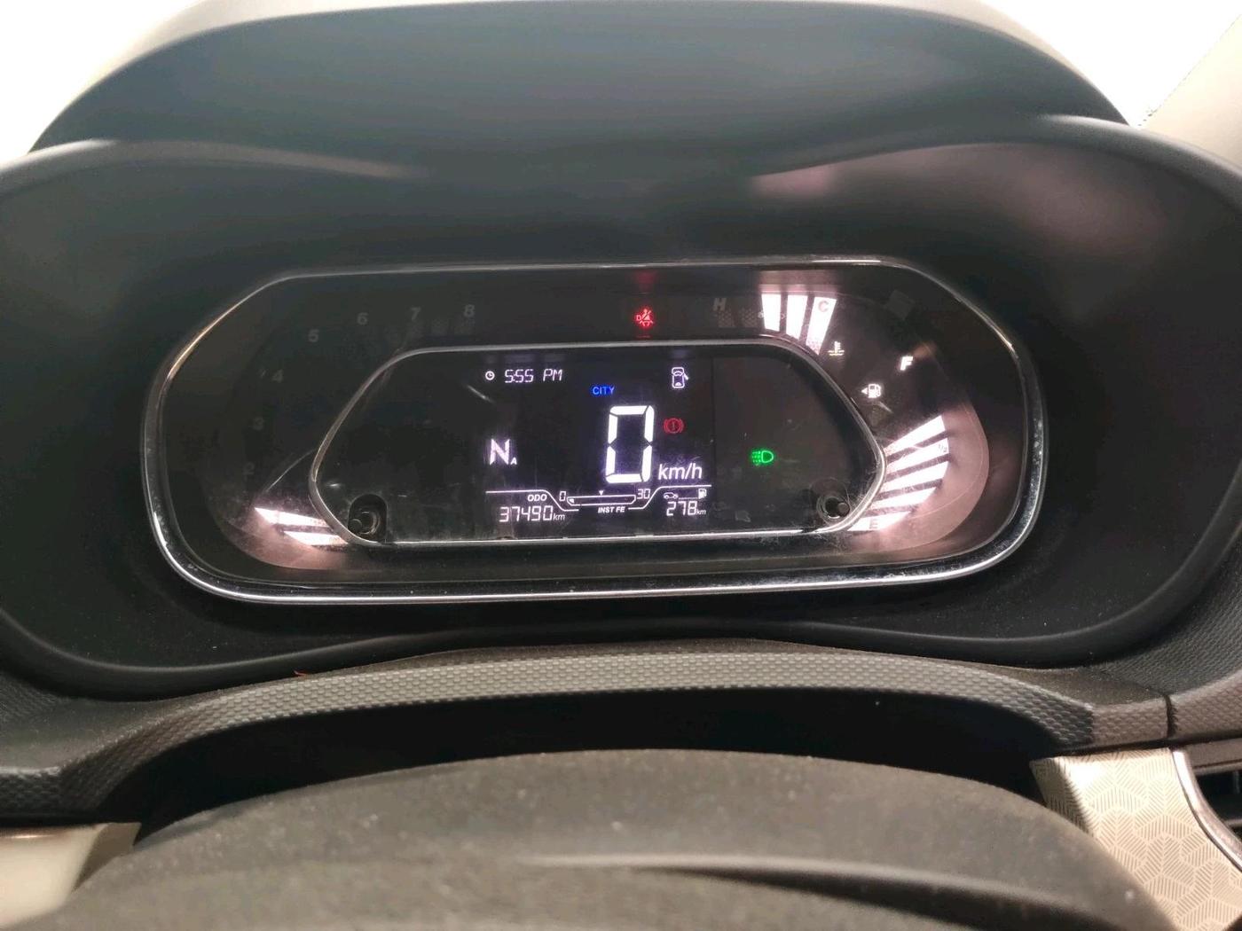 2022 Tata NEXON XZA PLUS PETROL, Petrol, Automatic, 37,490 km, interior