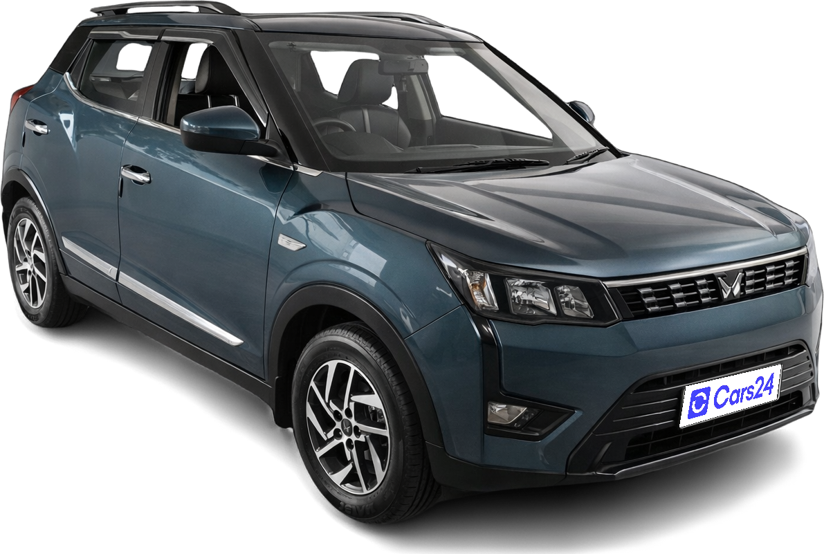 2023 Mahindra XUV300 - SUV - Petrol - Manual - ₹8.00 lakh