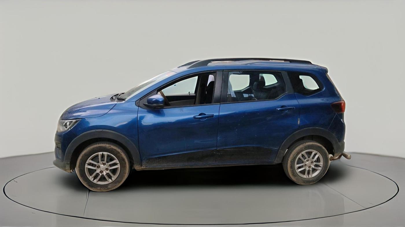 2021 Renault TRIBER RXT, Petrol, Manual, 42,121 km, exterior