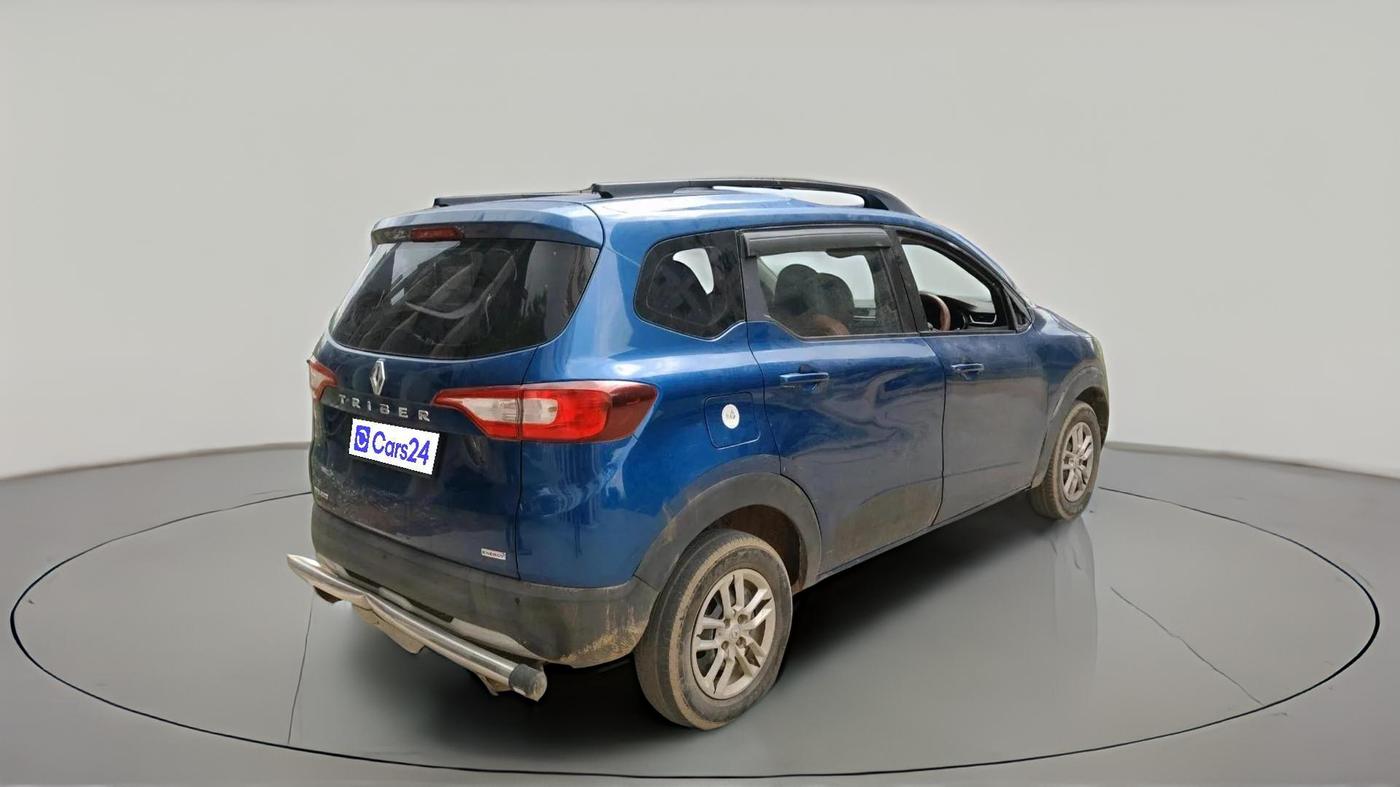 2021 Renault TRIBER RXT, Petrol, Manual, 42,121 km, exterior