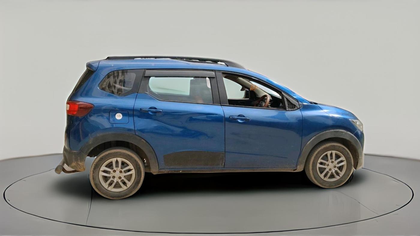 2021 Renault TRIBER RXT, Petrol, Manual, 42,121 km, exterior