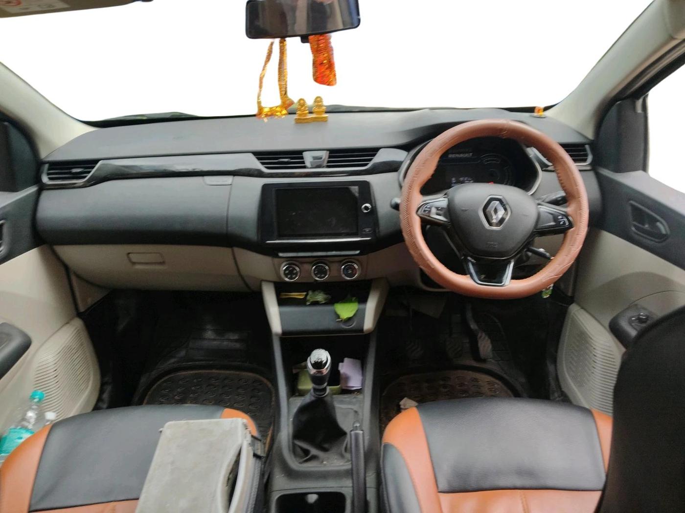 2021 Renault TRIBER RXT, Petrol, Manual, 42,121 km, interior
