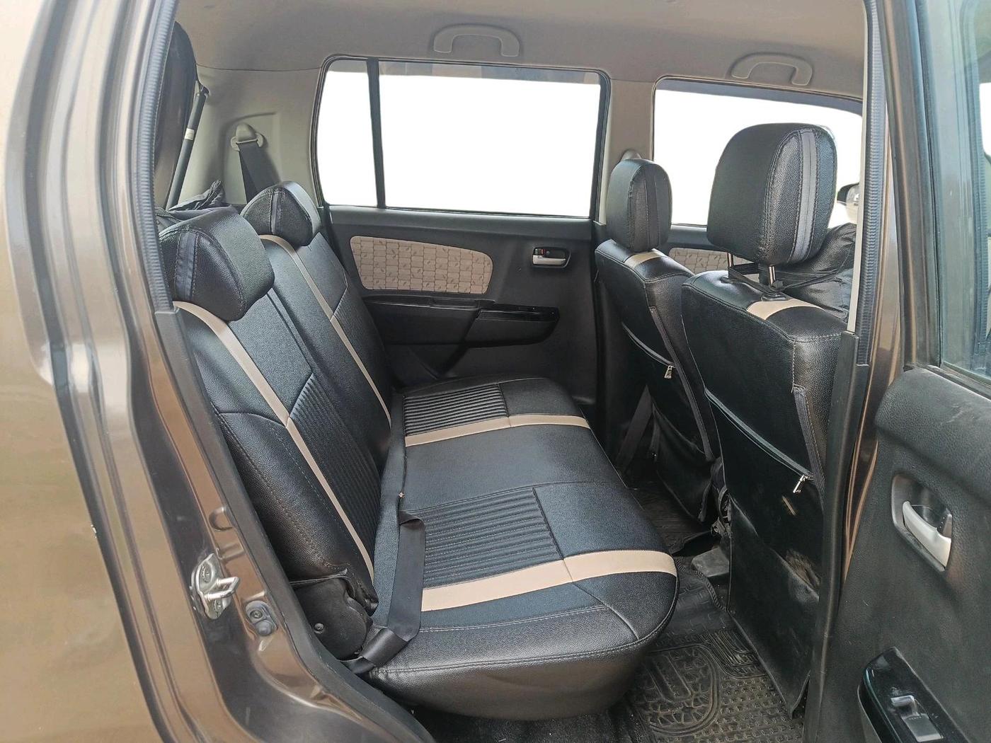 2017 Maruti Wagon R 1.0 VXI, Petrol, Manual, 47,709 km, interior