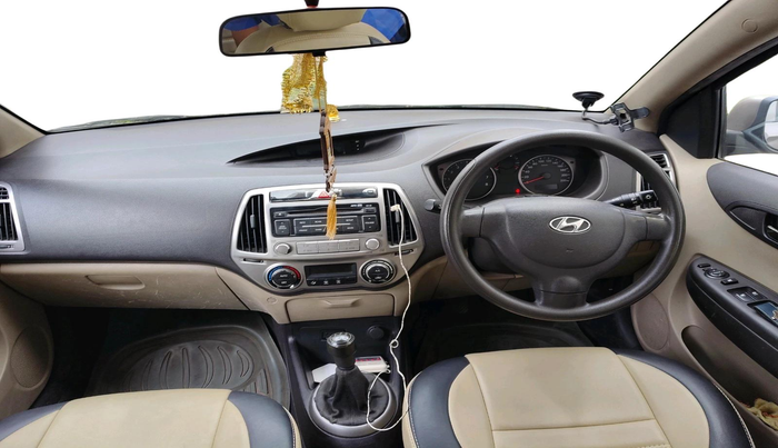 2012 Hyundai i20 MAGNA (O) 1.2, Petrol, Manual, 84,600 km, interior