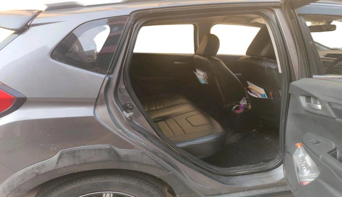 2017 Honda WR-V 1.5L I-DTEC S MT, Diesel, Manual, 2,55,846 km, interior