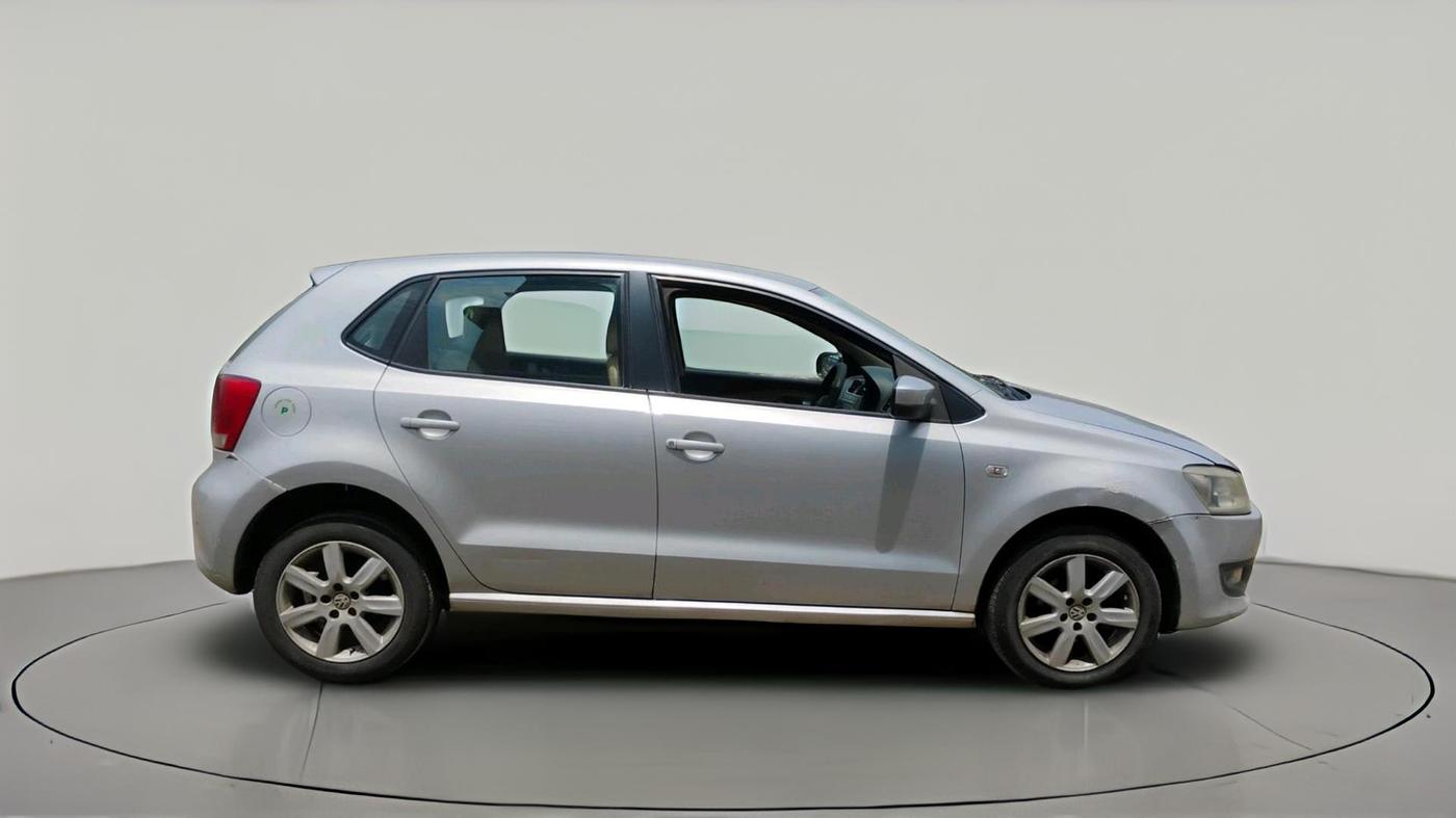 2011 Volkswagen Polo HIGHLINE1.2L, Petrol, Manual, 1,16,993 km, exterior
