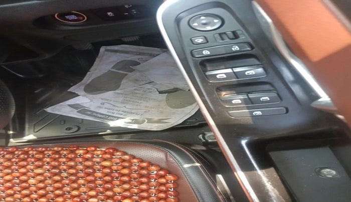 2021 Hyundai ALCAZAR PLATINUM 1.5 MT 7STR, Diesel, Manual, 1,95,715 km, interior