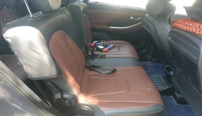 2021 Hyundai ALCAZAR PLATINUM 1.5 MT 7STR, Diesel, Manual, 1,95,715 km, interior