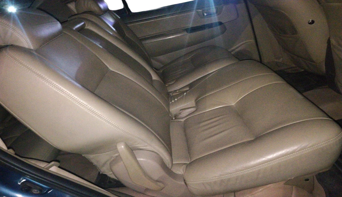 2013 Toyota Fortuner 3.0 4X4 MT, Diesel, Manual, 4,29,447 km, interior