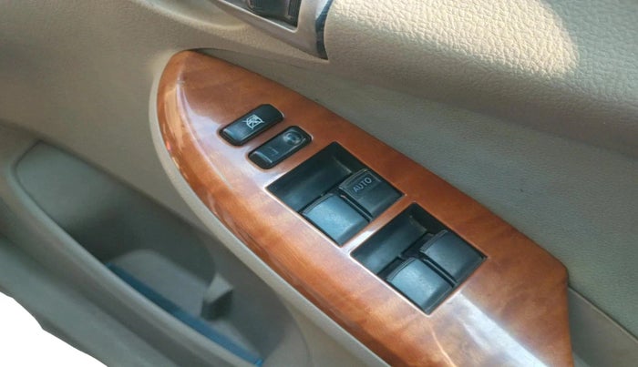 2008 Toyota Corolla Altis VL AT PETROL, Petrol, Automatic, 1,04,282 km, interior