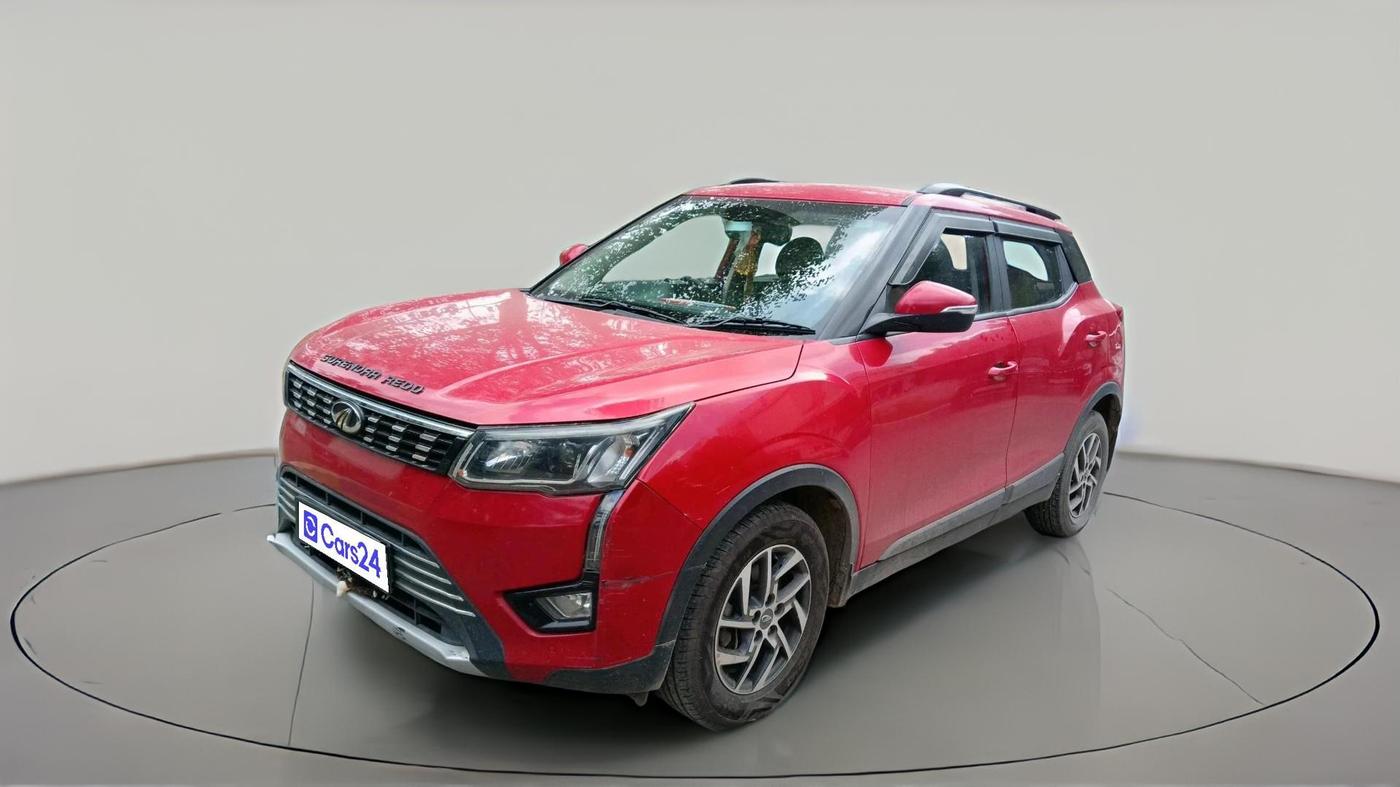 2022 Mahindra XUV300 W8 (O) 1.2 PETROL, Petrol, Manual, 1,03,298 km, exterior