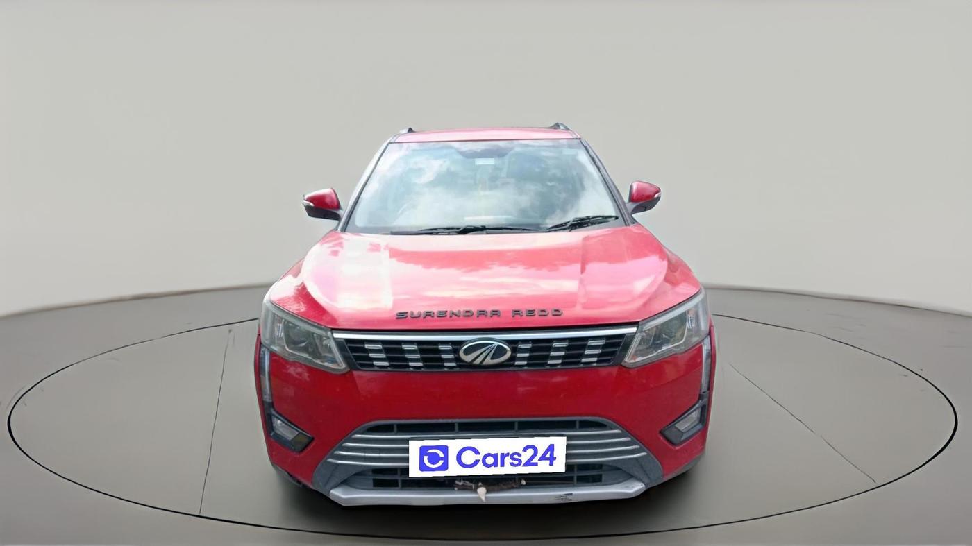 2022 Mahindra XUV300 W8 (O) 1.2 PETROL, Petrol, Manual, 1,03,298 km, exterior