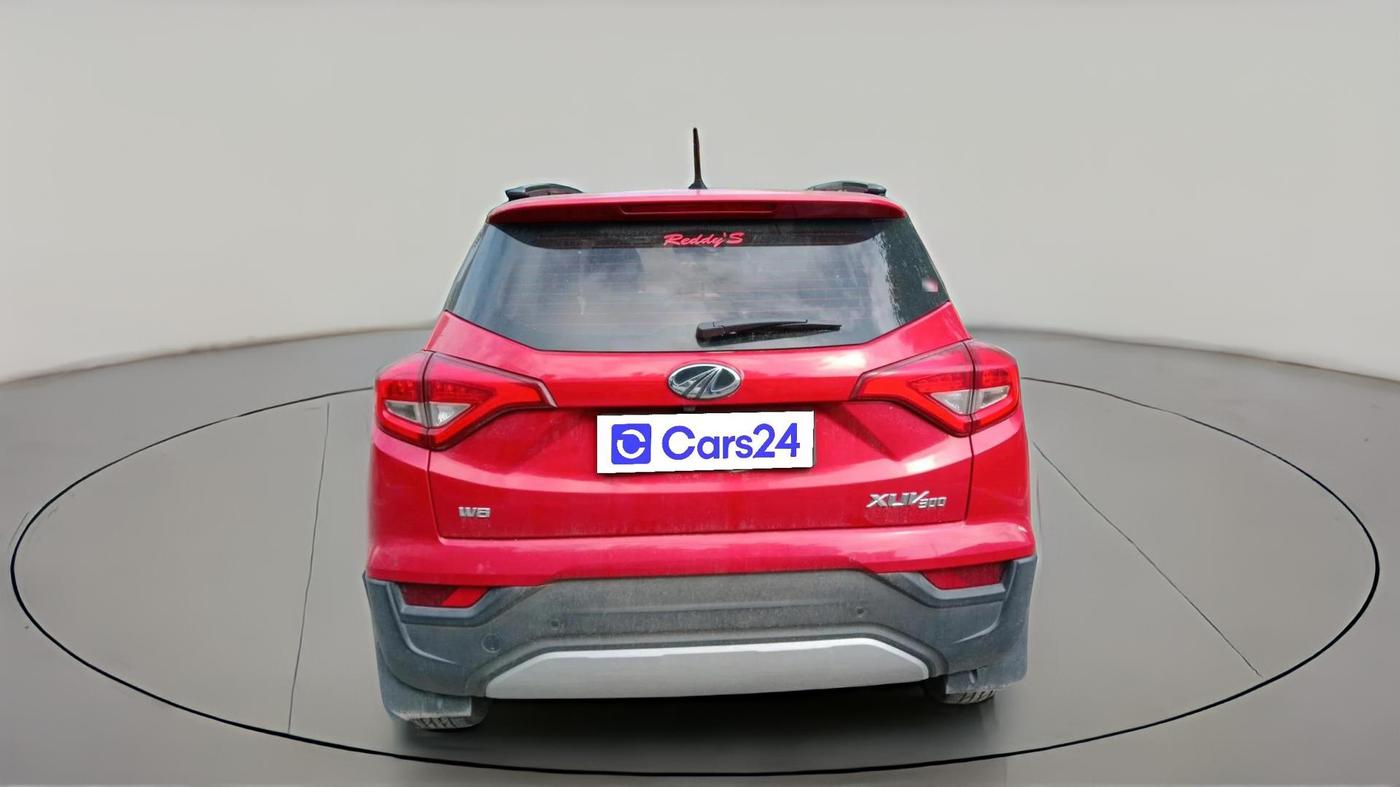 2022 Mahindra XUV300 W8 (O) 1.2 PETROL, Petrol, Manual, 1,03,298 km, exterior