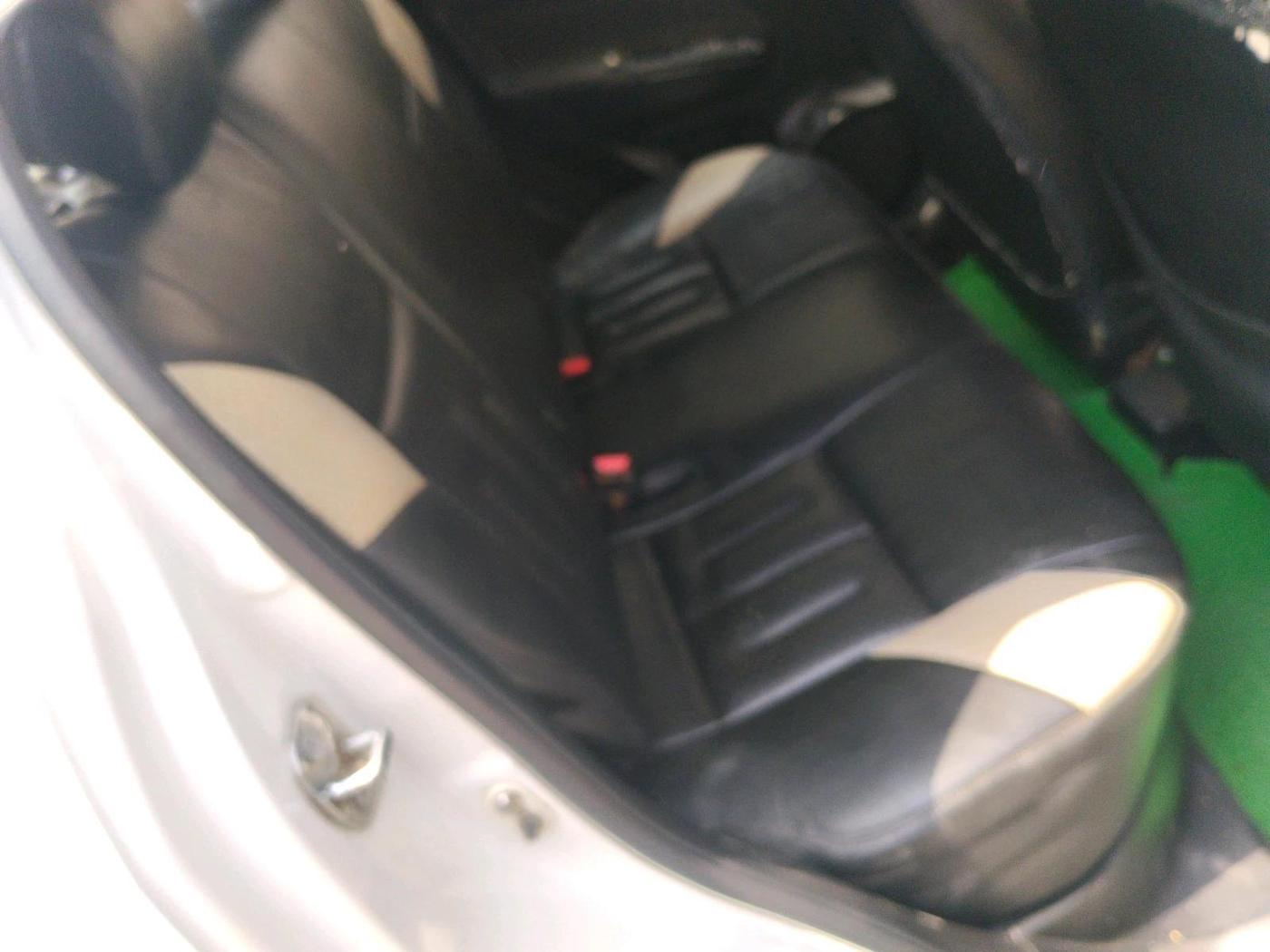 2015 Maruti Swift VXI, Petrol, Manual, 89,494 km, interior
