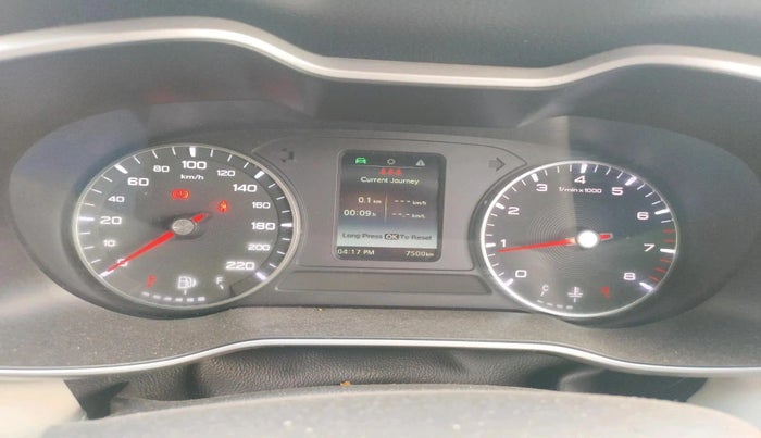 2024 MG ASTOR Sprint 1.5 MT (Ivory), Petrol, Manual, 7,500 km, interior