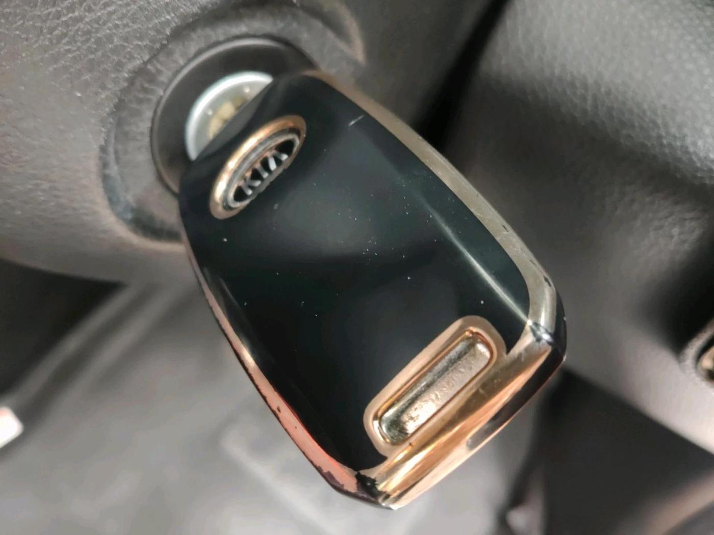 2020 KIA SONET HTK PLUS 1.2, Petrol, Manual, 31,253 km, interior
