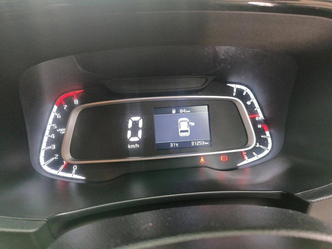 2020 KIA SONET HTK PLUS 1.2, Petrol, Manual, 31,253 km, interior