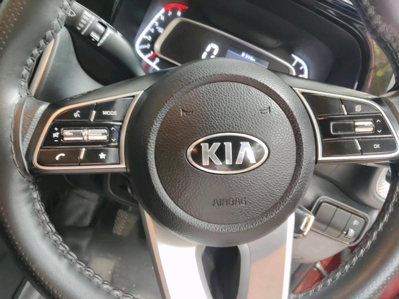 2020 KIA SONET HTK PLUS 1.2, Petrol, Manual, 31,253 km, interior