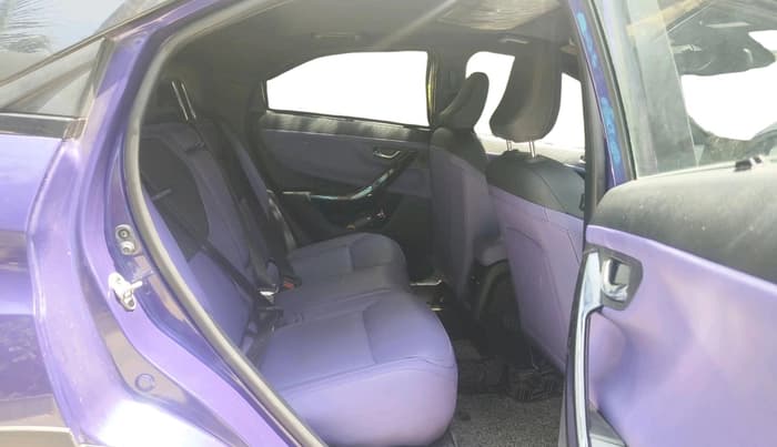 2024 Tata NEXON FEARLESS PURPLE + SUNROOF DCA DUAL TONE 1.2 PETROL, Petrol, Automatic, 19,019 km, interior